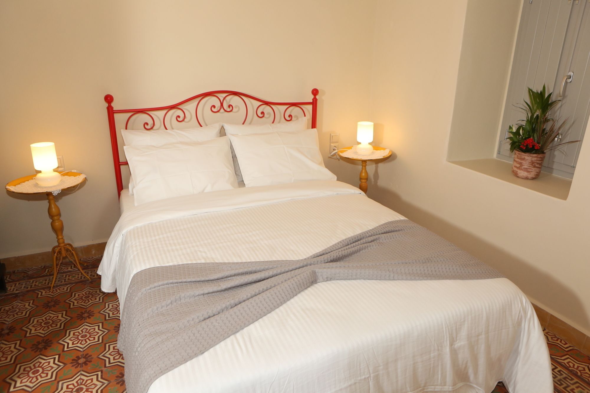 Nomikos Mansion Apartment คาร์เทราดอส ภายนอก รูปภาพ